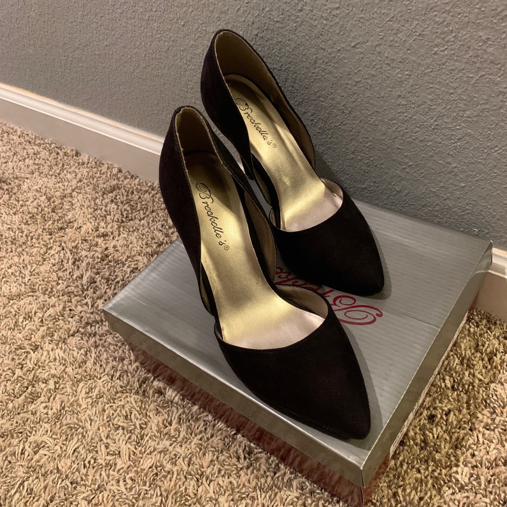 Black heels